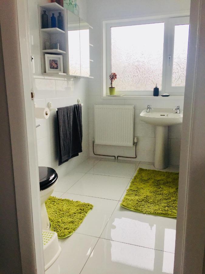 Quiet Residence Close To M6 Preston Samlesbury المظهر الخارجي الصورة